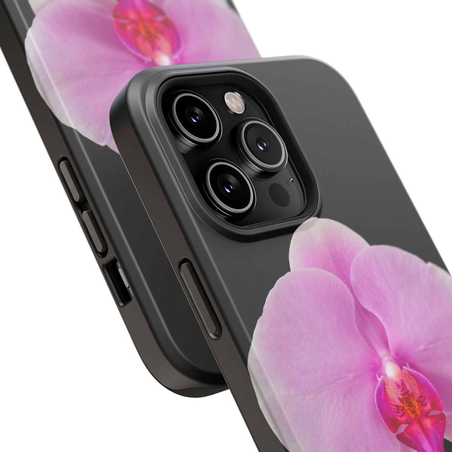 Lowkey, but highkey (Armoured Magsafe-compatible)